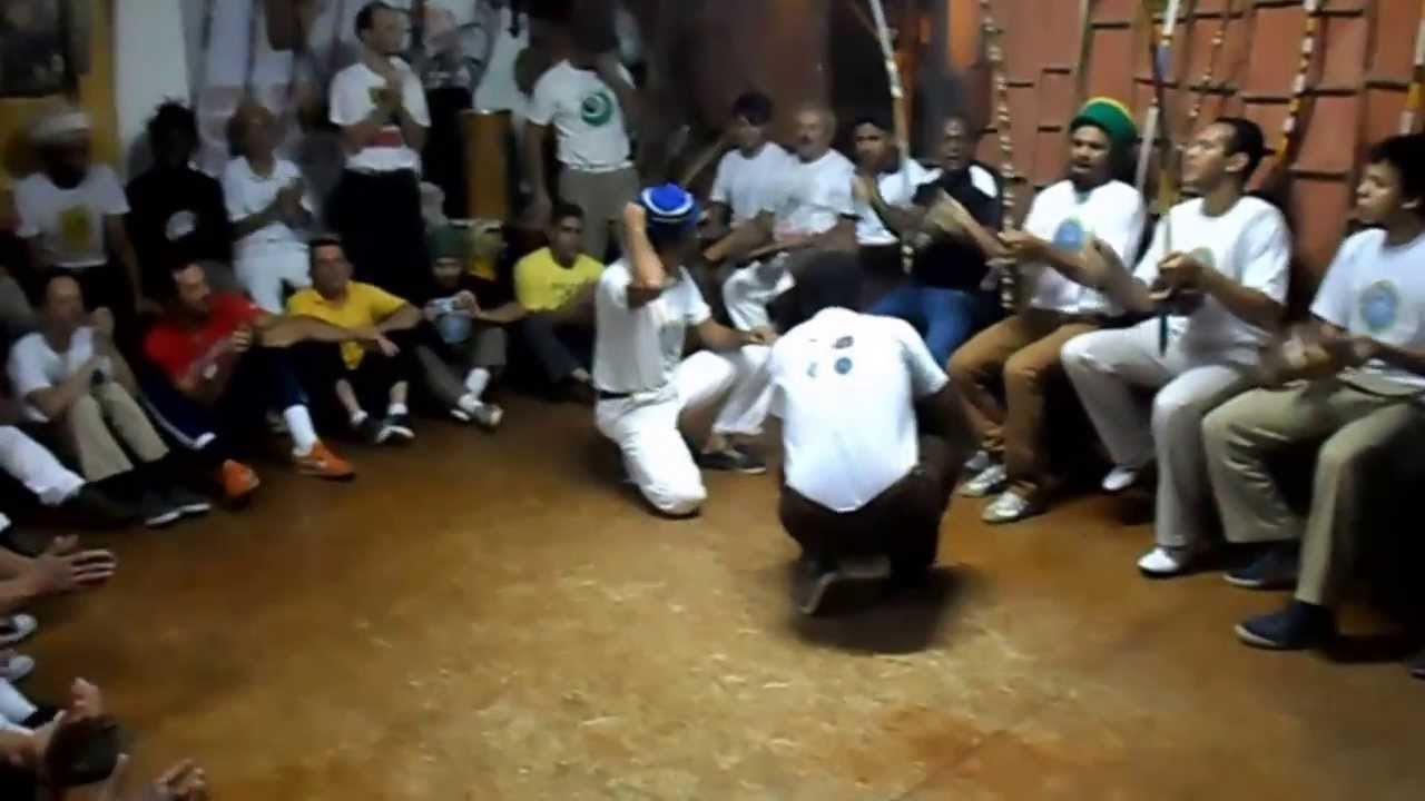 Mestre Marrom e Pernalonga