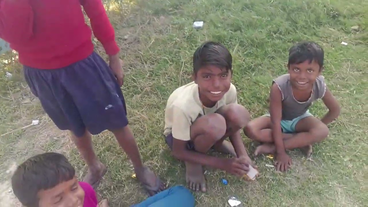 Chhote chhote ladke game khelne ka#minivlog 