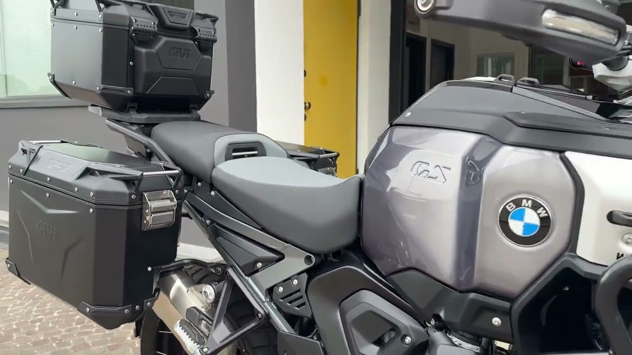 BMW R 1300 GS ADVENTURE TRIPLE BLACK 