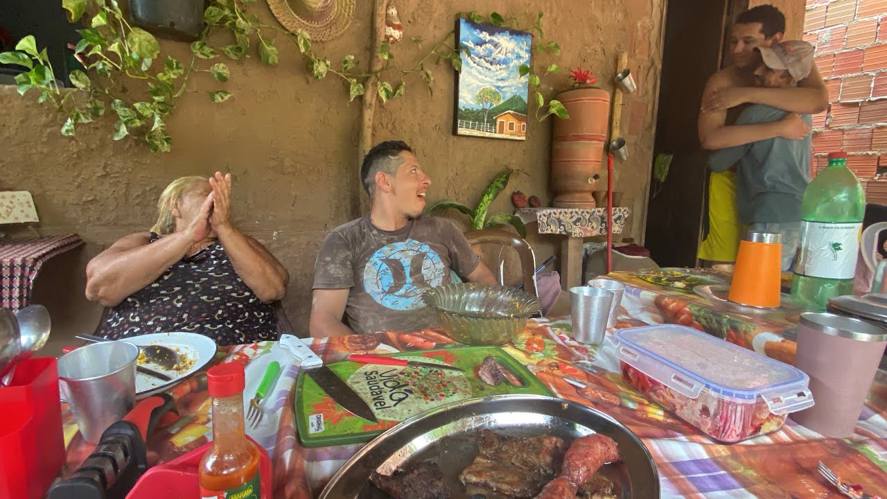 CAIO CHEIO DE AMO VAMOS ALMOÇAR GENTE 🙏GRATIDÃO