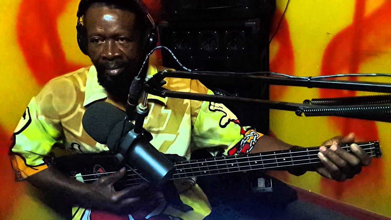 Roots Radics Errol 'Flabba' Holt plays Gunman riddim