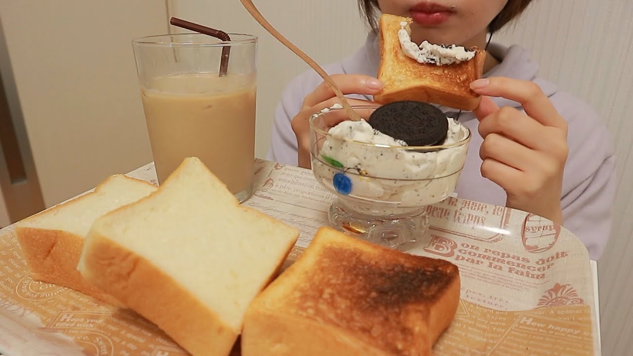 ASMR☆咀嚼音 オレオクリームトーストを食べるよ！ eating sound
