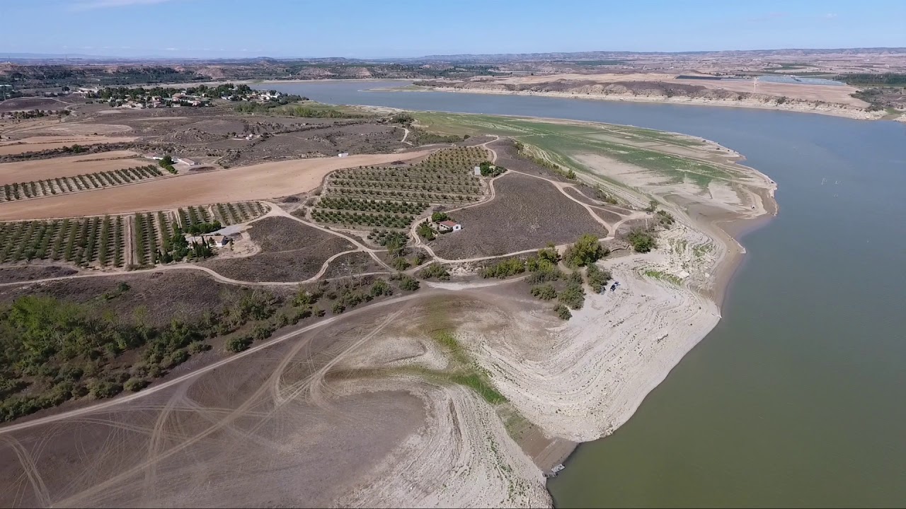 Rio Ebro z lotu ptaka CASPE fhd..
