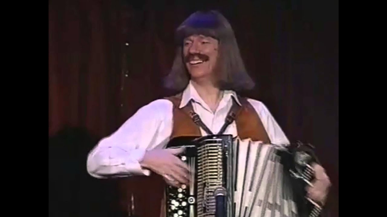Peter Flack som Roland Cedermark