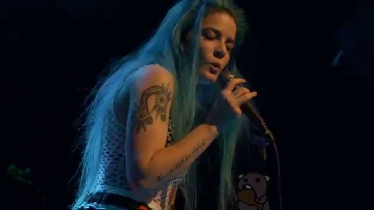 Halsey - Colors [4K] (live @ Rough Trade 4/1/15)