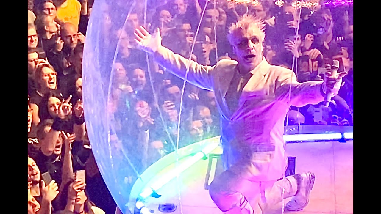 Lindemann - Platz Eins - Live in Paris 02.21.2020