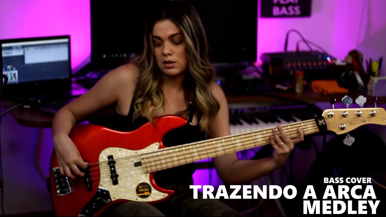 TRAZENDO A ARCA - MEDLEY || BASS COVER - Giane Rangel