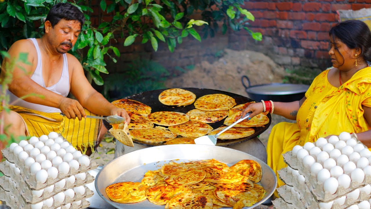 EGG STUFFED PARATHA - Anda Wala Paratha - Mughlai Anda Paratha अंडे का भरवा पराठा Stuff Egg Paratha