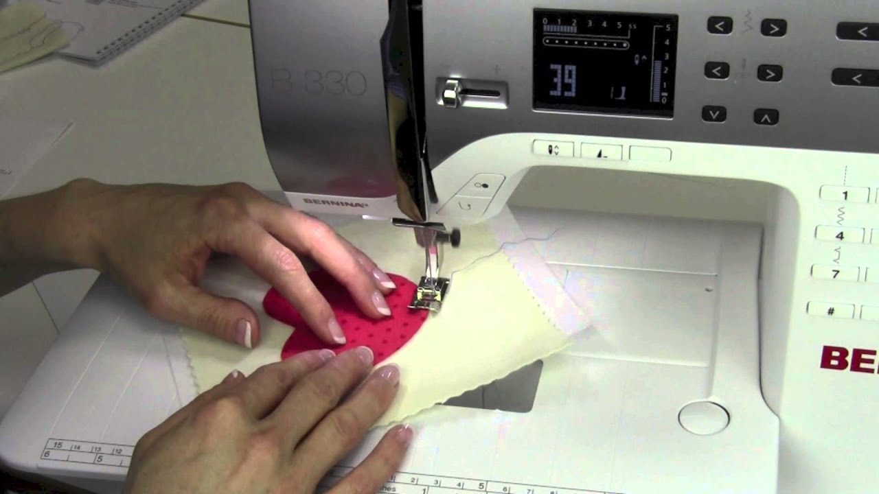 Bernina 330   21 Blanket Stitch Applique