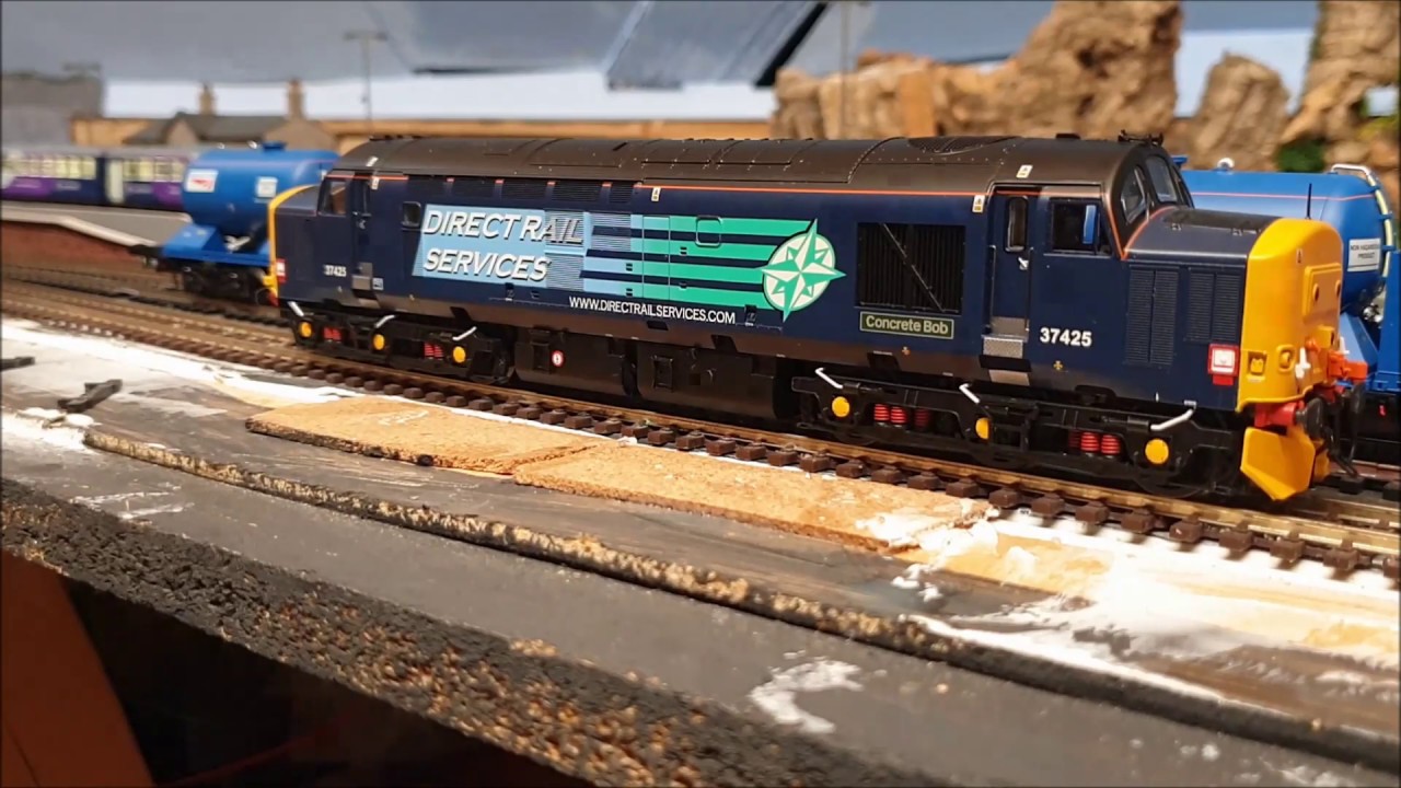 BACHMANN 32-370NFDS CLASS 37 (37425) CONCRETE BOB 00 GAUGE DCC SOUND