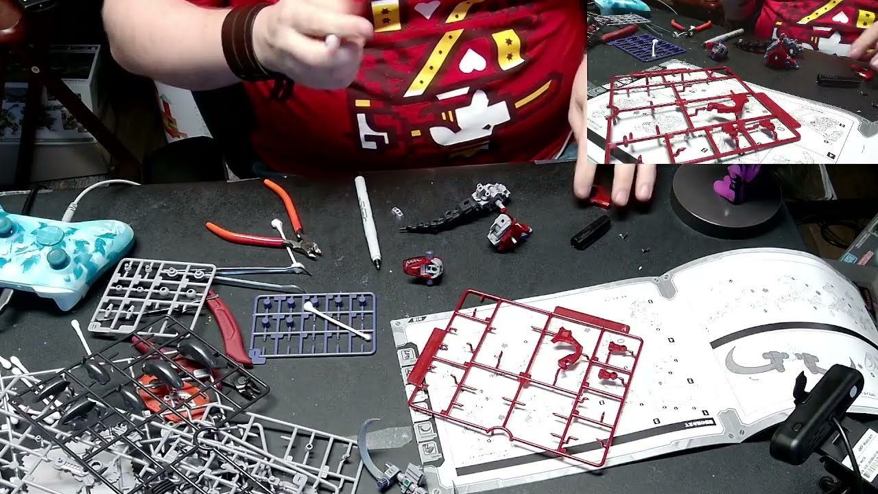 Rev Raptor:  Small kits are pretty fun...  Let's Build Saturday!