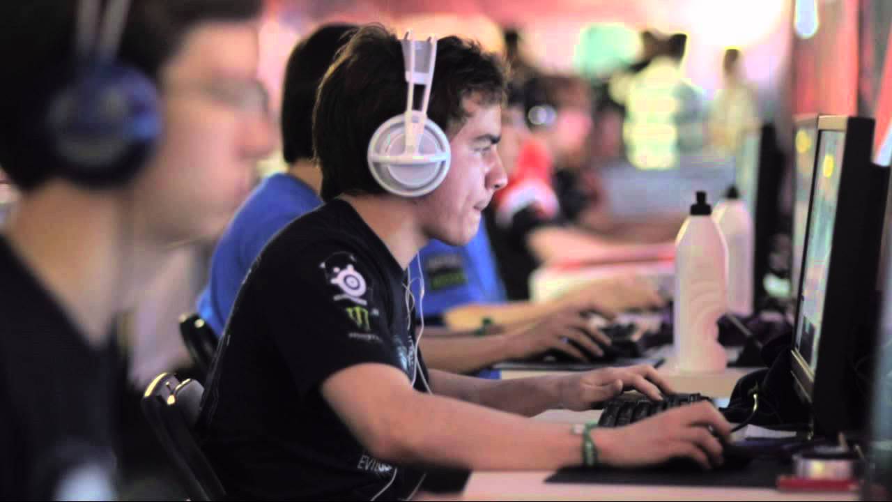 Evil Geniuses: I Dreamed to Be Evil