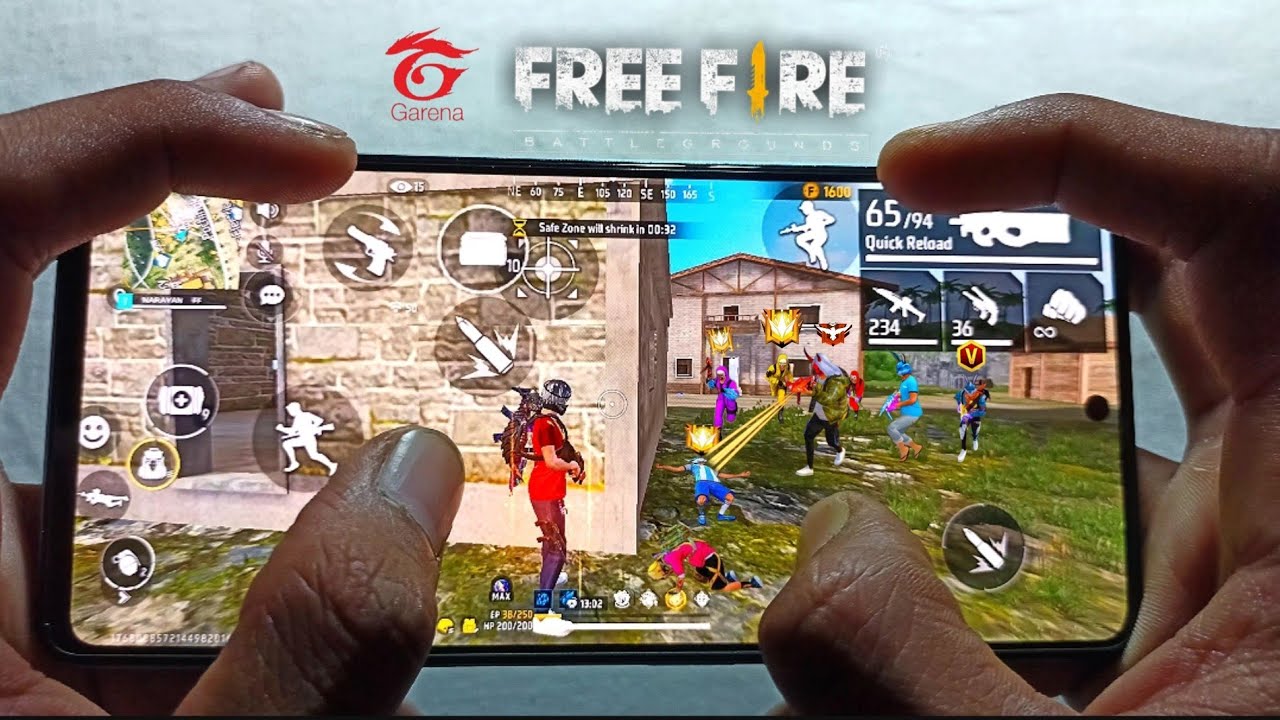 SOLO VS SQUAD || GAMEPLAY FULL HANDCAM VIDEO ⚡ GARENA FREE FIRE  ||  GRANDMASTER LOBY