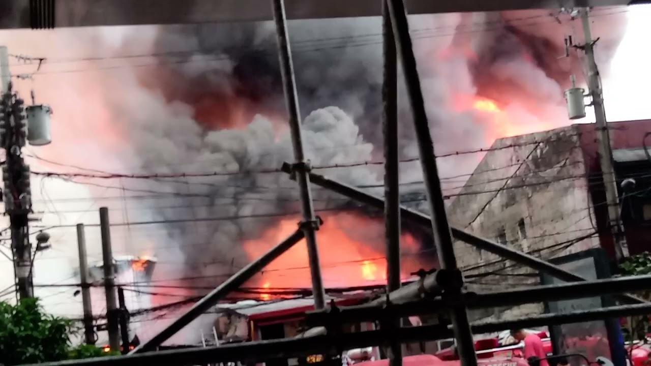 Big Fire in front of Isetann Mall- Recto