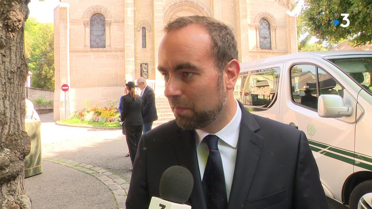 Vernon : dernier hommage à Michel de Decker
