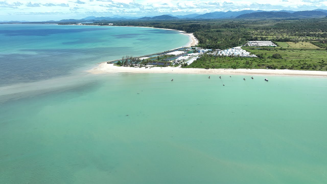 Khao Lak, Bangsak Beach.  Faszinierende Drohnenaufnahmen