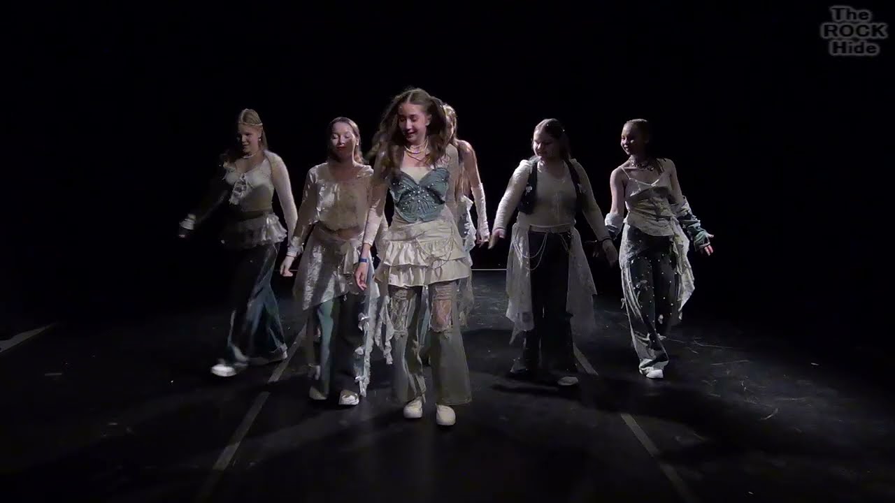 izna - SIGN dance cover by Feel Sweet [PETERSLAY CDB (01.02.2026)]