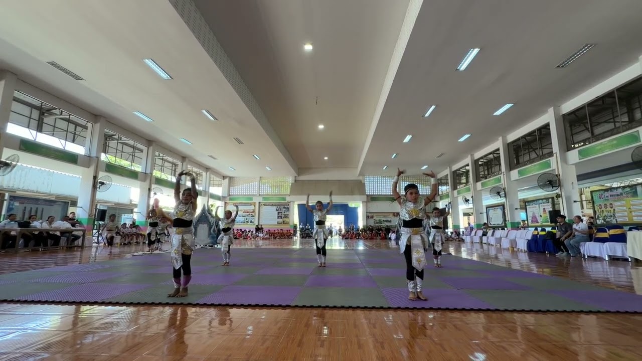 คีตศิลป์มวยไทย ป.1-6  รางวัลชนะเลิศ งานศิลปหัตถกรรม ครั้งที่ 73 รร.วัดตาก้อง