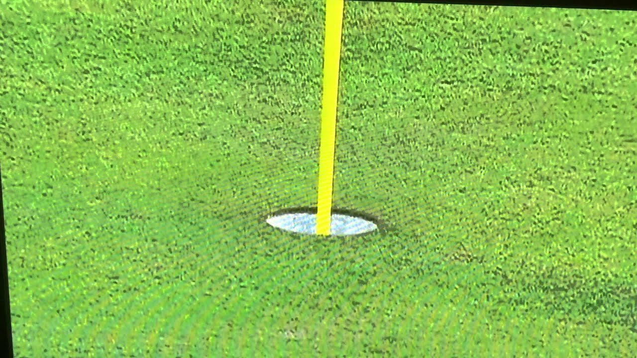 JB Holmes leaves derper hanging after holing out at the 2015 masters.