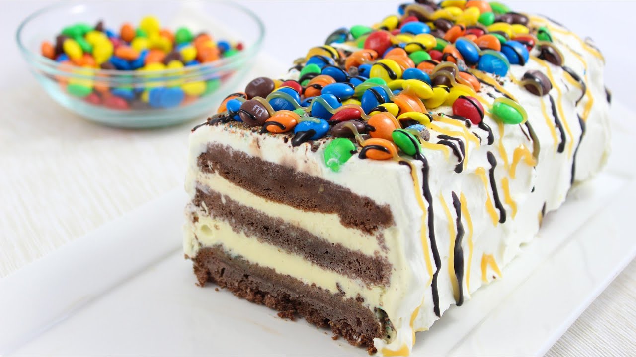 M&M Ice Cream Cake- Cremige Eistorte mit M&M’s