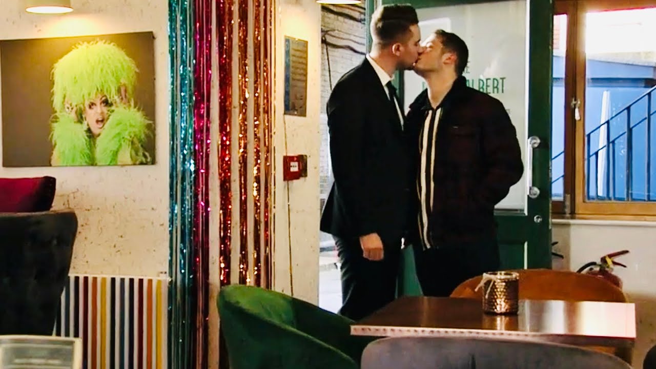 Ballum - Pam Arrives In Walford & Ben Friendzones Callum!