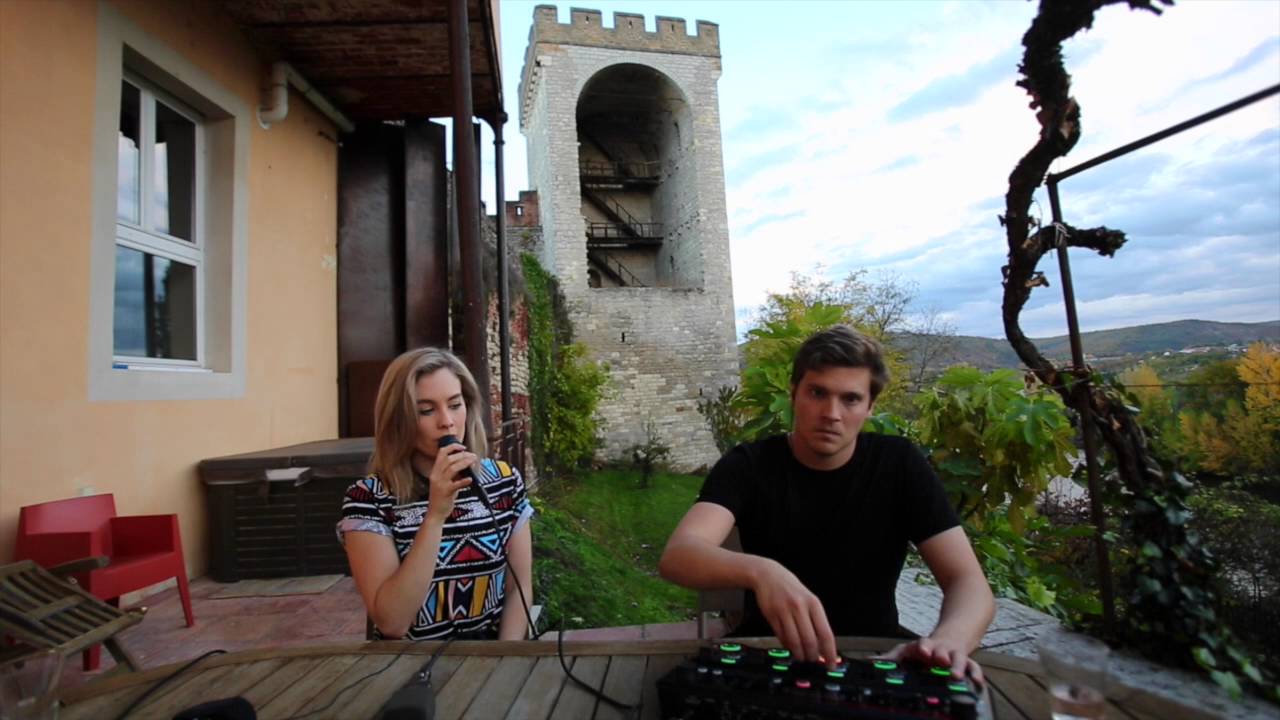 TEARDROP Massive Attack [COVER By] Franky Smart and Tom Thum