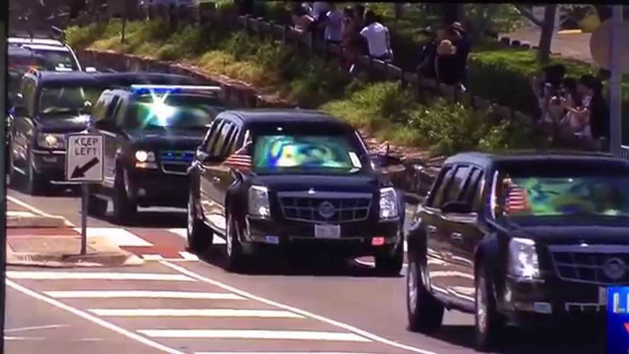 Obama's Motorcade Arrives at UQ Brisbane Australia