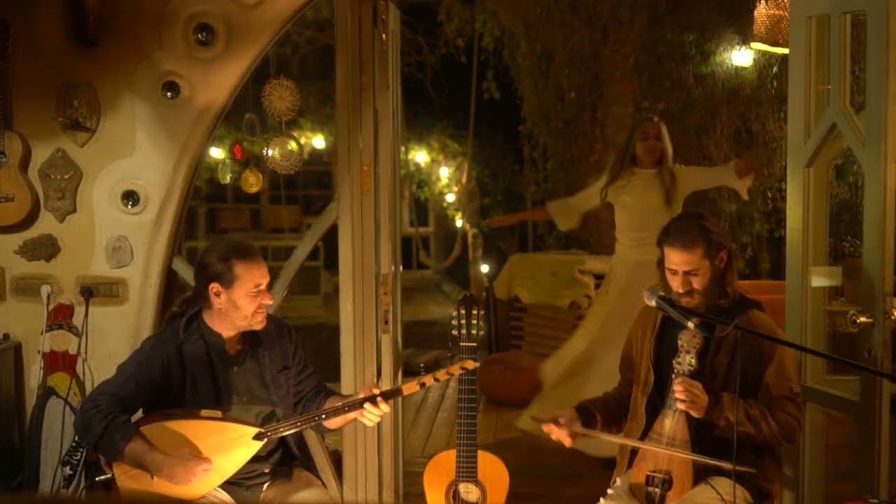 Lyra and Saz & Dance