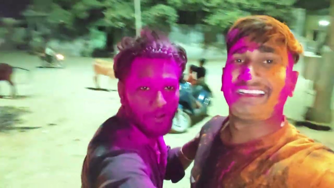 🤫🤫🤔🫢🫢शानदार धमाका होली का दरबार शानदार धमाका काफी शानदा अपने यारों के साथ कुछ पल मजा लेते हुएर 🥰🥰🥳🥳🎈