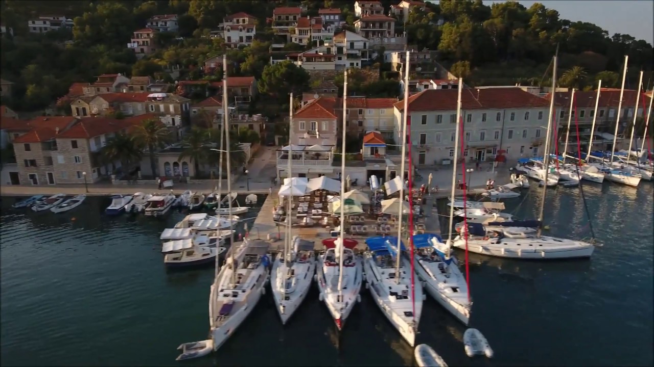 Snimanje iz zraka - Jelsa, otok Hvar, Croatia