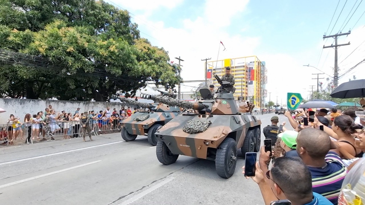 DESFILE 7 DE SETEMBRO EM RECIFE 2024 IMBIRIBEIRA PERNAMBUCO BRASIL CIVICO