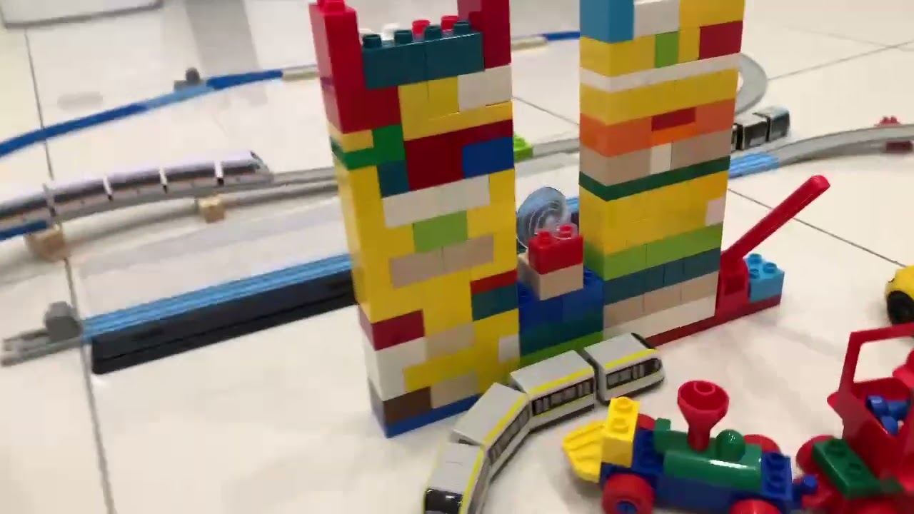  ￼￼台灣鐵路（台鐵），台鐵太魯閣號模擬段，第二集🥈￼￼￼￼ （那個木頭傾斜我用了很辛苦，總共的木頭量超過一個疊疊樂（大約有一個半））