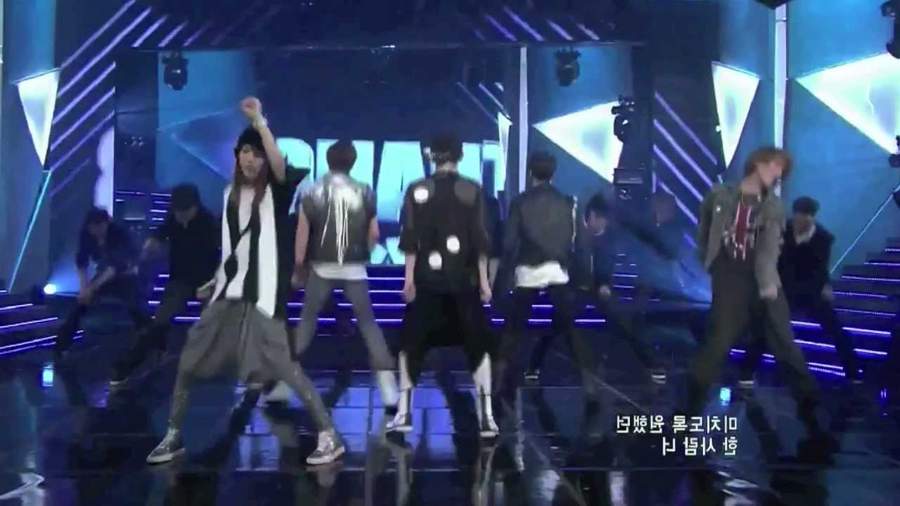 SHINee - Stranger mirror dance (full hd)