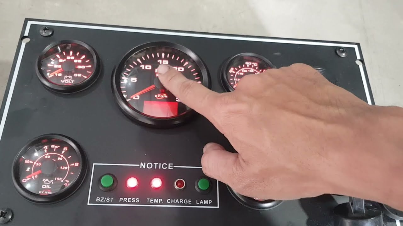 Giới Thiệu Chi Tiết về Đồng hồ Táp lô máy tàu thủy.