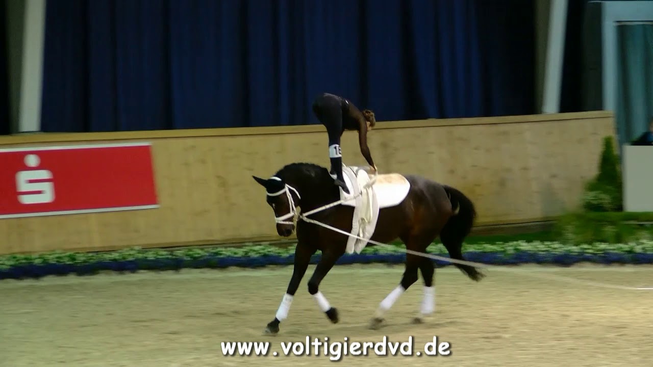 Anna Neumann - Damen 18 - DJM Voltigieren Aachen 2017