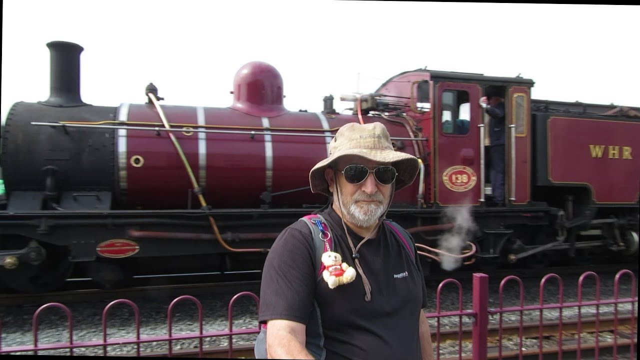 Snowdonia & Ceredigion 1,  Wales Coast Path,   Porthmadog to Harlech,  11 miles.