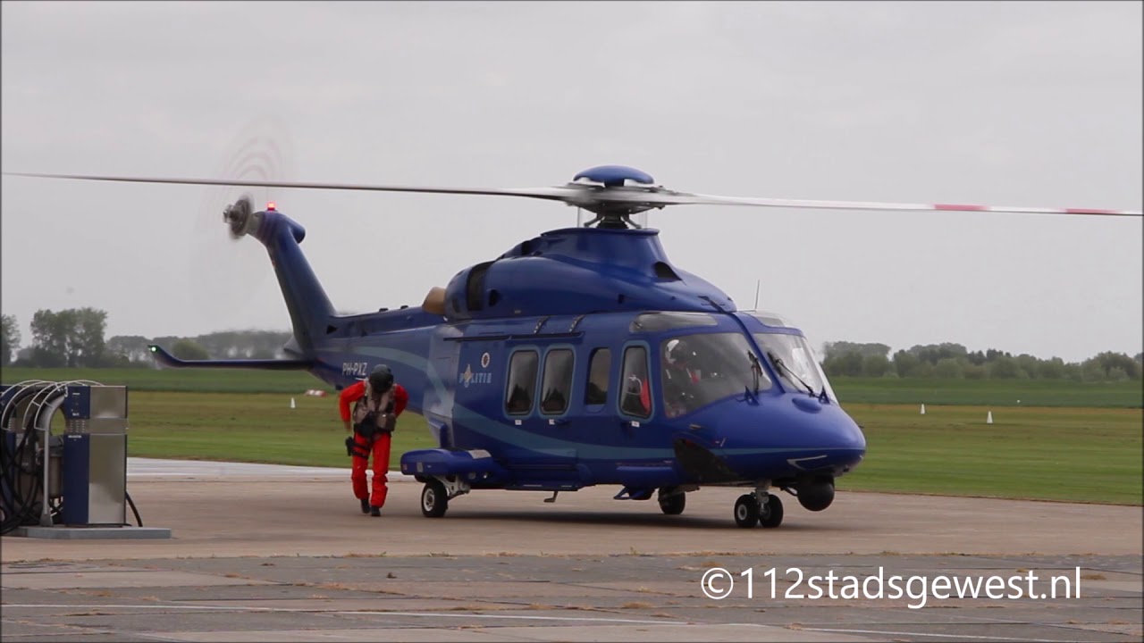 Politiehelikopter Agusta Westland AW139 PH-PXZ vertrekt vanaf Midden Zeeland