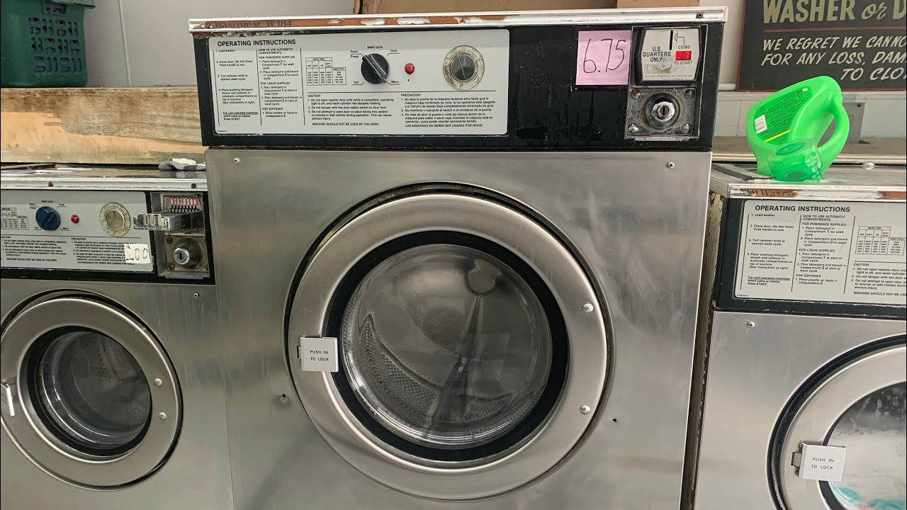 Short clip, Some 4th Generation of Wascomat Washers action.