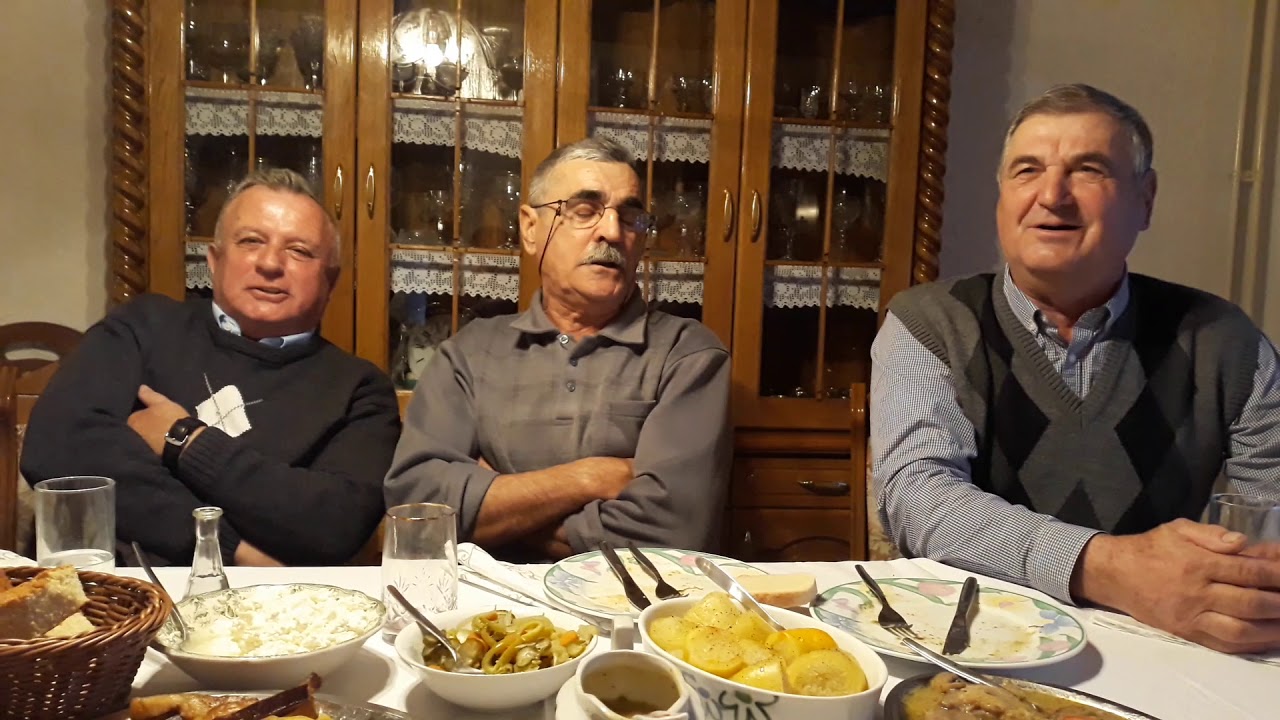 Kod Djilasa u gostima Majevicani(2)