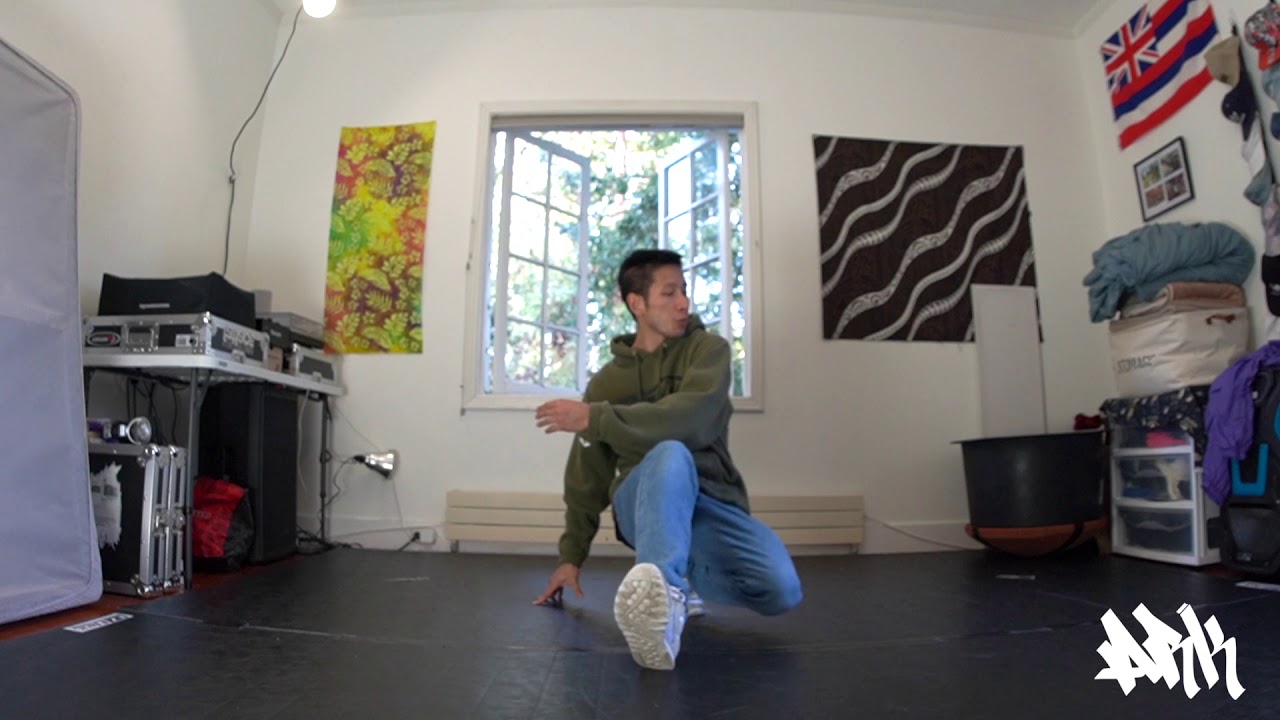 Russian Taps / CC | Footwork Tutorial | Hip Hop 4 Change Shelter In Place Online