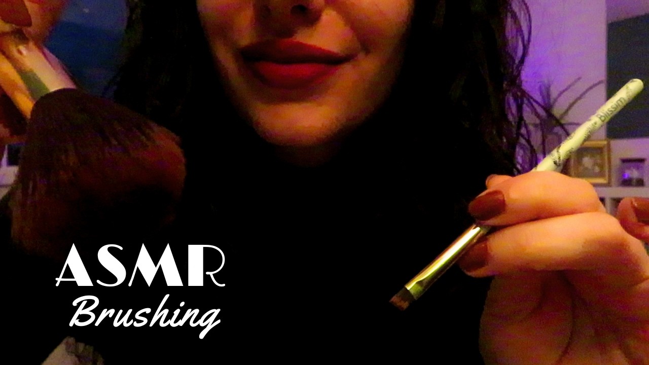 ASMR Français ~ 20 minutes de brushing 😴​👂​