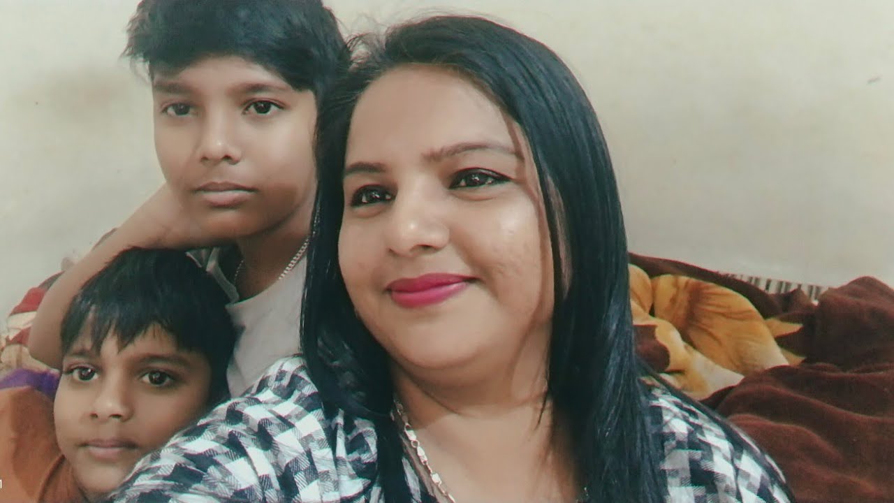 Seema piwal is live!