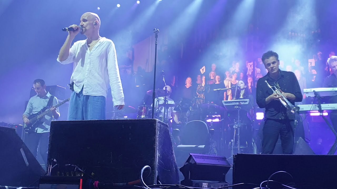 James - Many Faces - Edinburgh Usher Hall 18 March 2019
