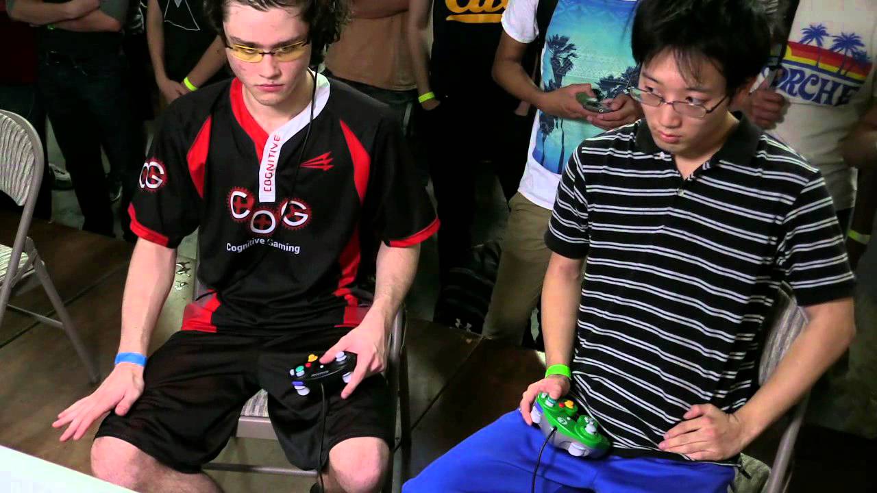 HTC Throwdown - R2 Bracket: Rudolph (Sheik/Fox) vs COG|Wizzrobe (C. Falcon)