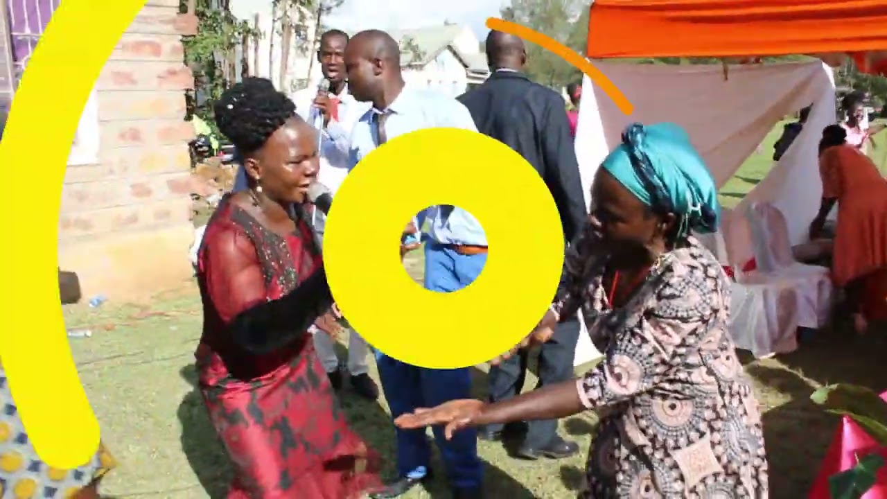 GIMA YESU OTIMONA (LIVE)- FELIX OBURA & QUEEN BUDI