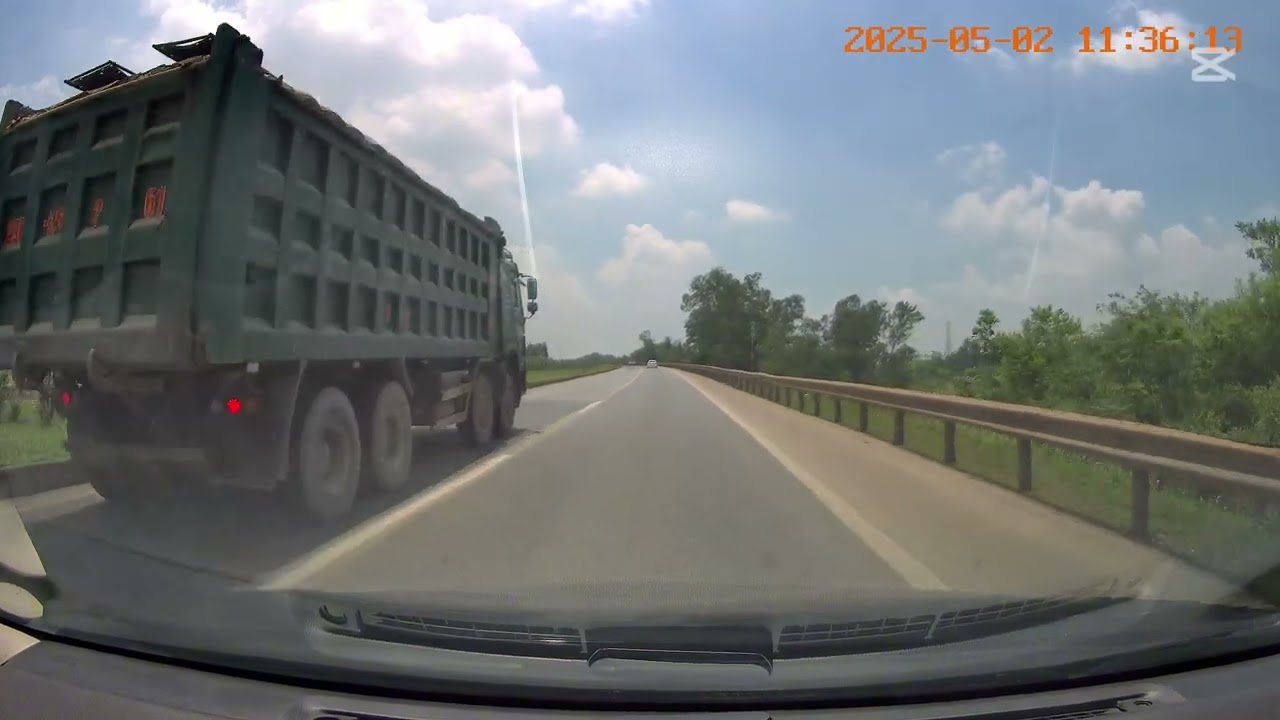 Đường cao tốc Hà Nội - Thái Nguyên (Ha Noi - Thai Nguyen Expressway)
