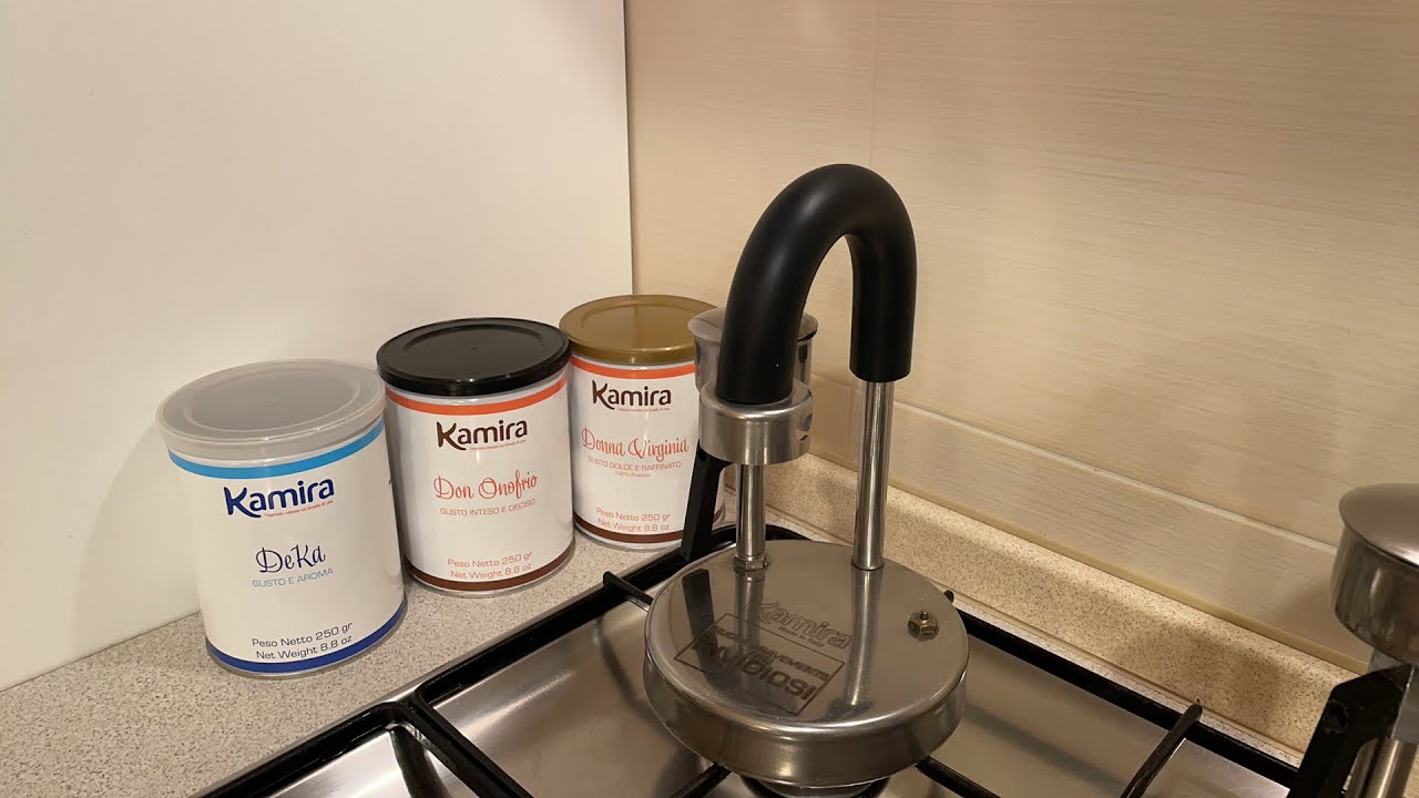 В прямом эфире с Камирой