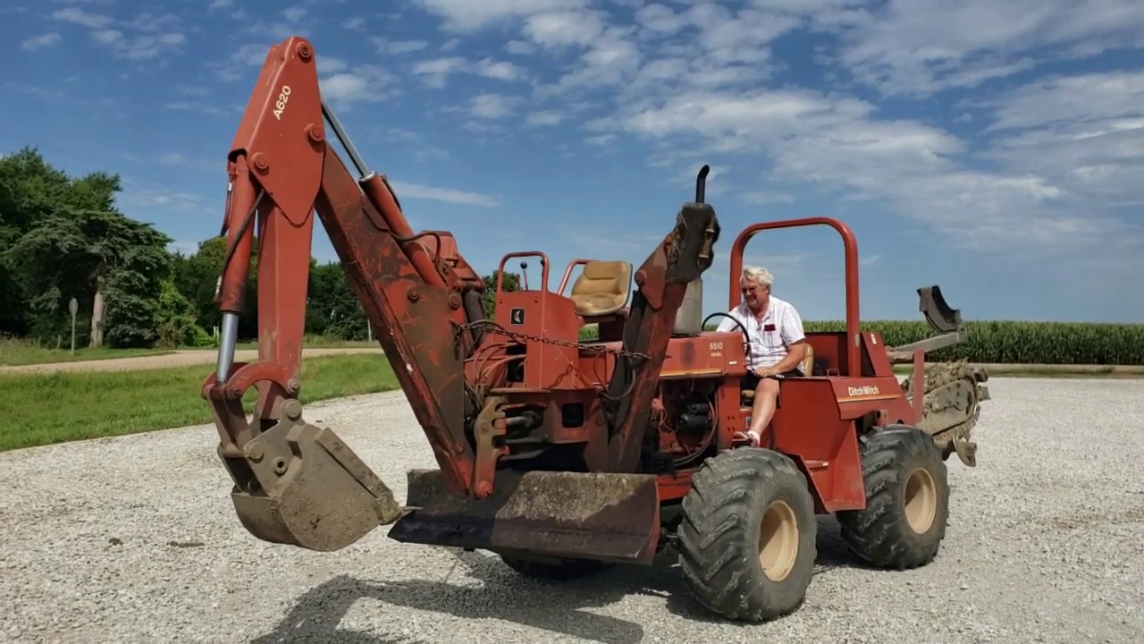 Ditch Witch Model 6510 Trencher/Backhoe