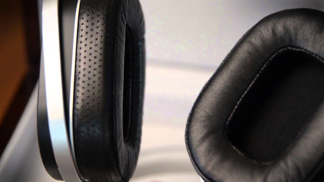 Is that a humidor or headphones? Oppo's super chic PM-1 deliver the wow from the outside in