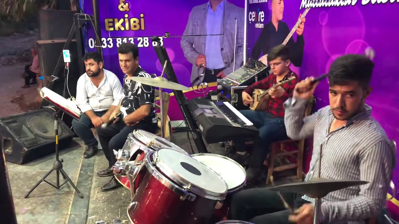 Ali çetin & ekibi - Bateri ile fote fote ( fate fate )ve bağlama show telif nedeniyle şarkıyı sildim